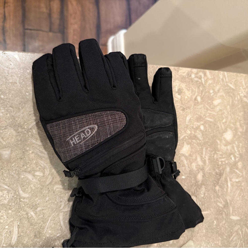 HEAD Black Insulated Gloves